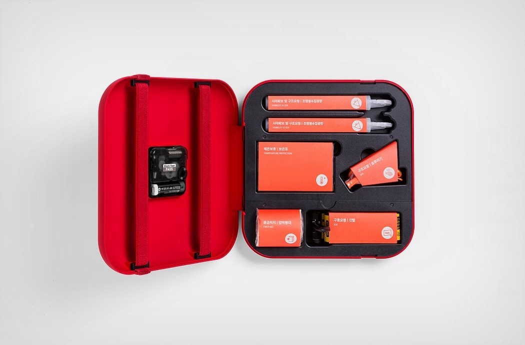 product design，First aid kit，Clock，LIFE CLOCK，