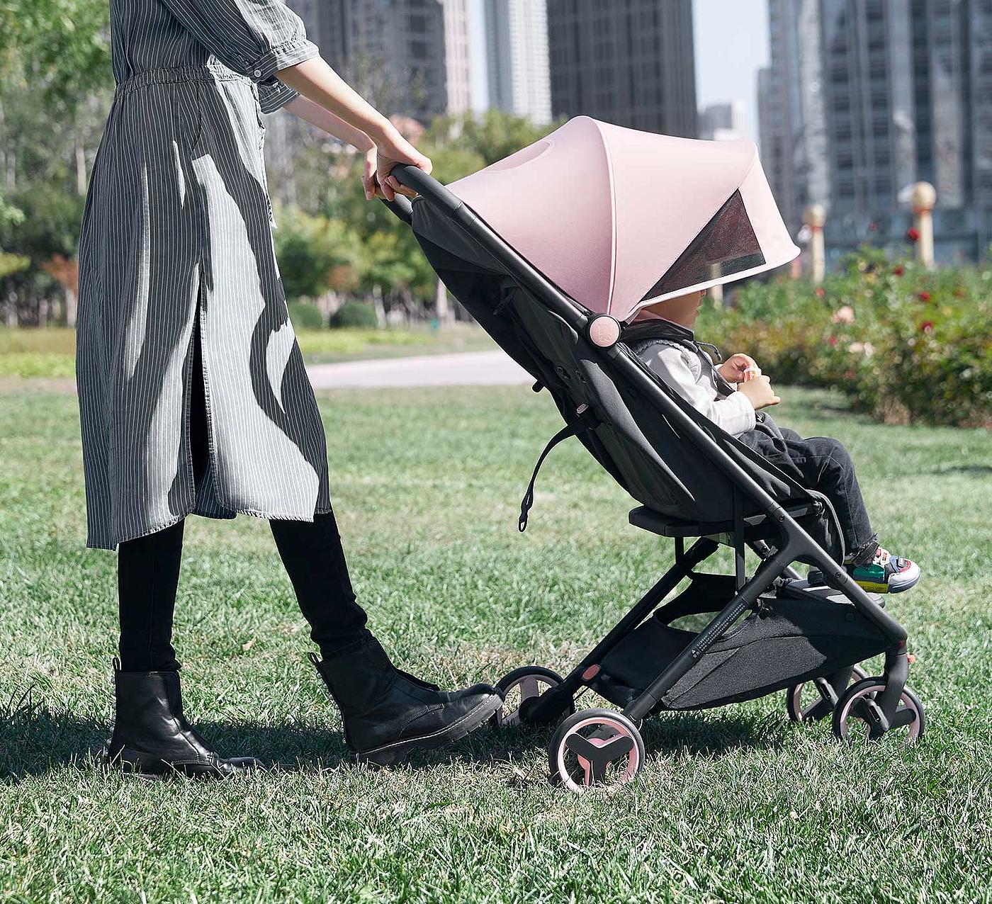 Me Too Movement，Folding stroller，Maternal and infant products，product design，