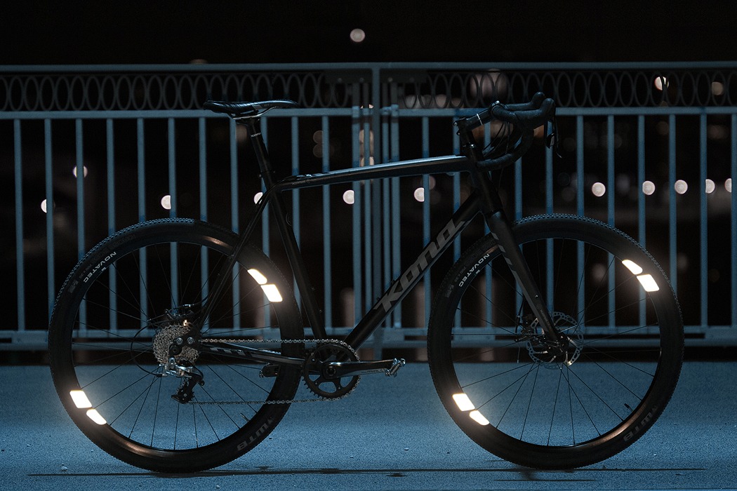 FLECTR，Reflector，Bicycle，Metal，Glass，