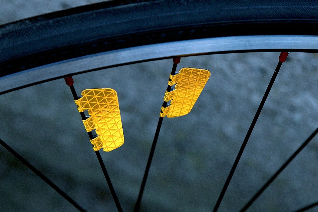 FLECTR，Reflector，Bicycle，Metal，Glass，