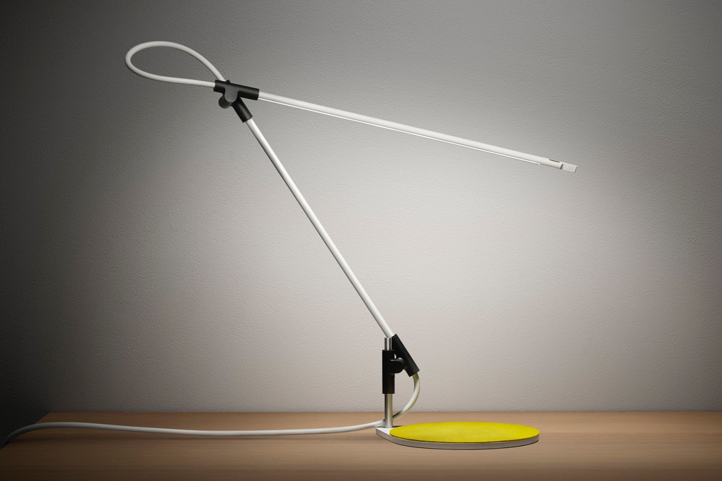 Superlight，Desk lamp，product design，Minimalist style，