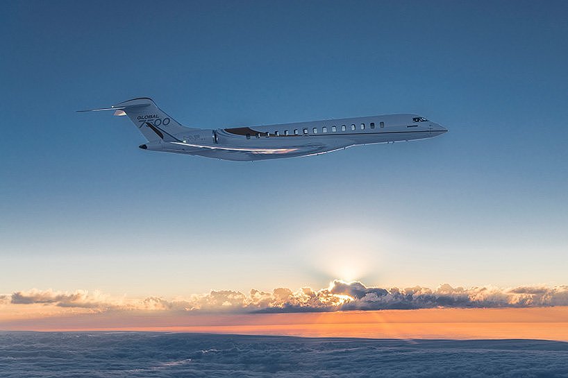 business affairs，global 7500，in the air，aircraft，traffic，
