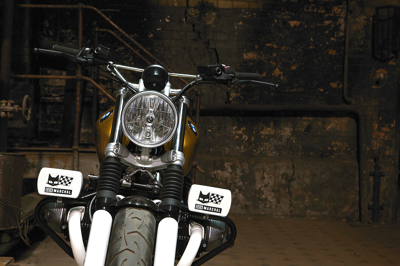 RAD PLAID，bmw，refit，motorcycle，traffic，