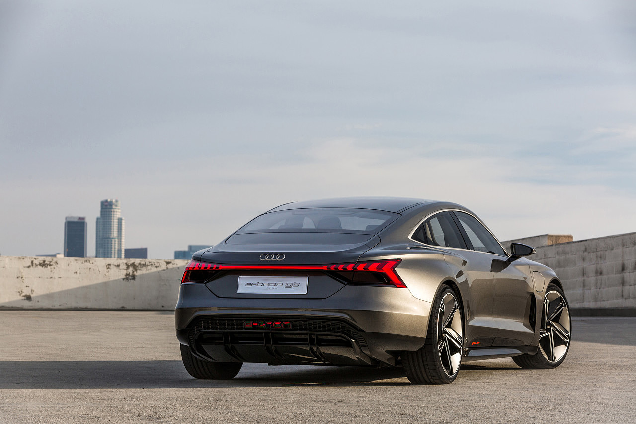 audi，conceptual design，sketch，