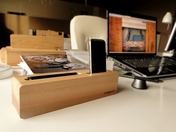 to work in an office，Log，colour，industrial design，product design，User experience，