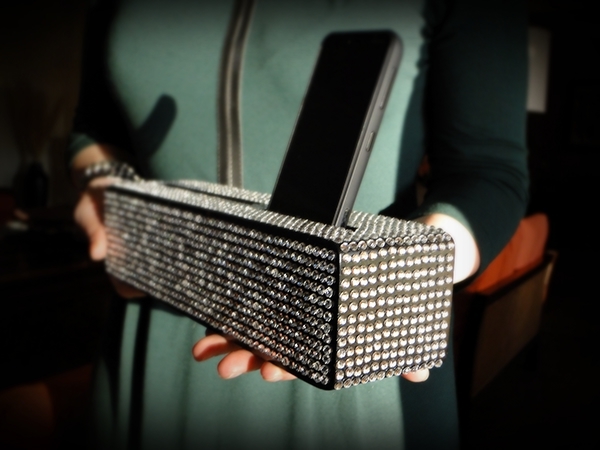 to work in an office，Log，colour，industrial design，product design，User experience，