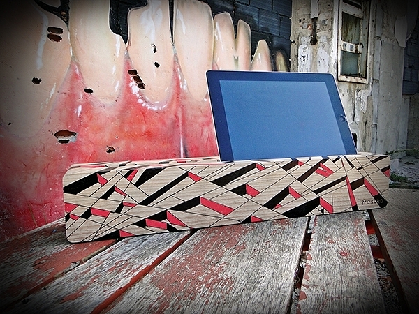 to work in an office，Log，colour，industrial design，product design，User experience，