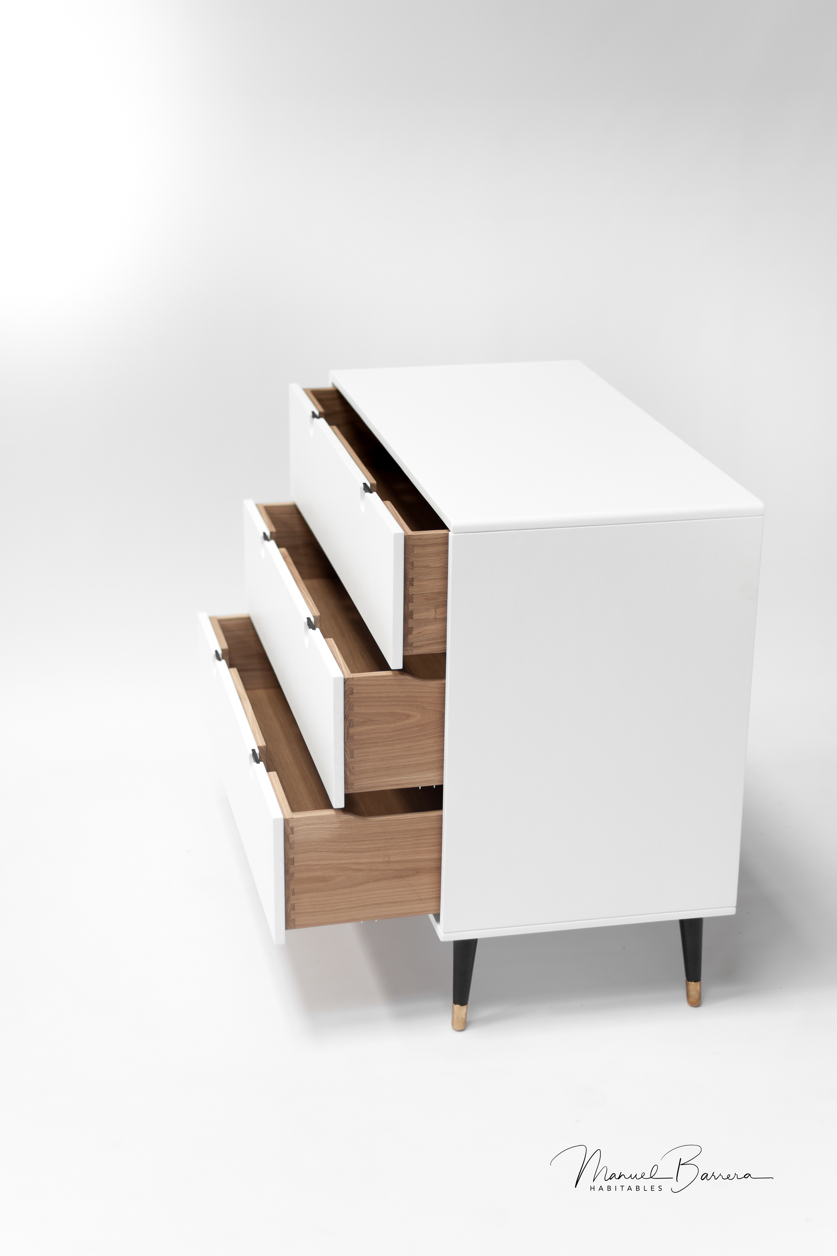 White paint，oak，Dresser design，