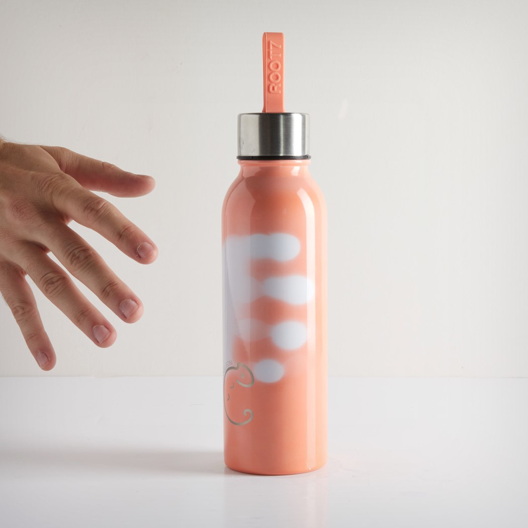 Chameleon，Water cup，temperature，Discoloration，