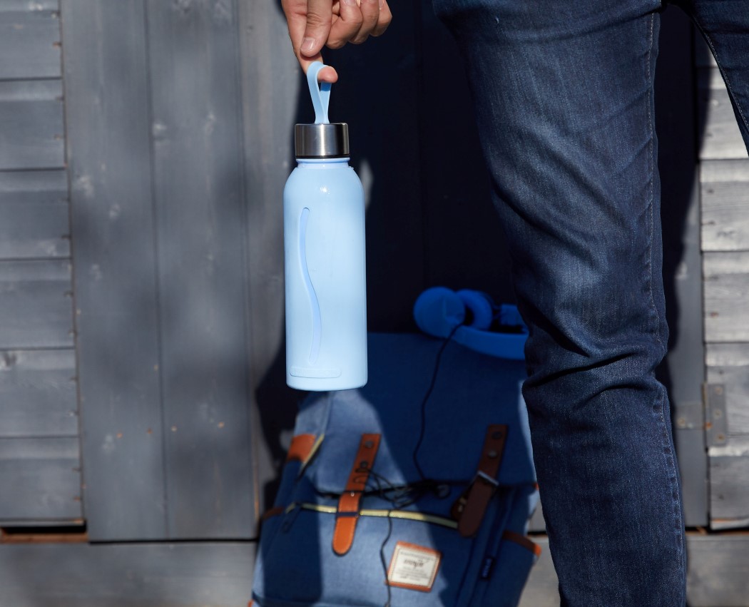 Chameleon，Water cup，temperature，Discoloration，