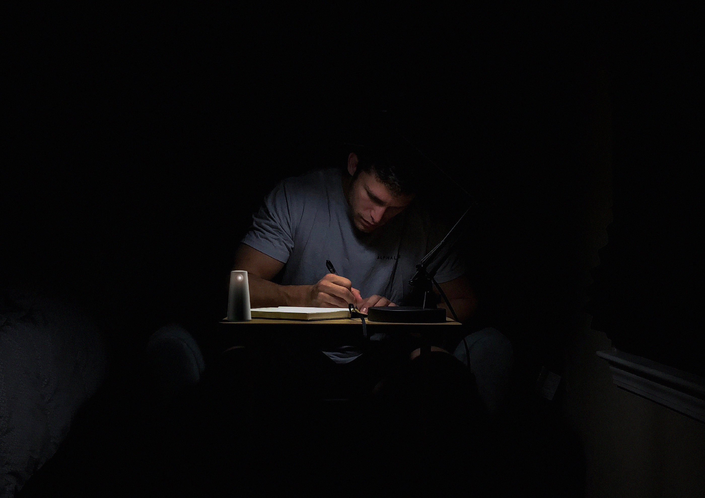 Projector，Floor type，LIGHT HOUSE，Projection，