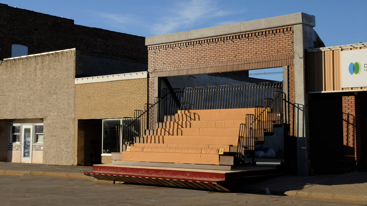 theater，innovate，Scalable，Storefront，