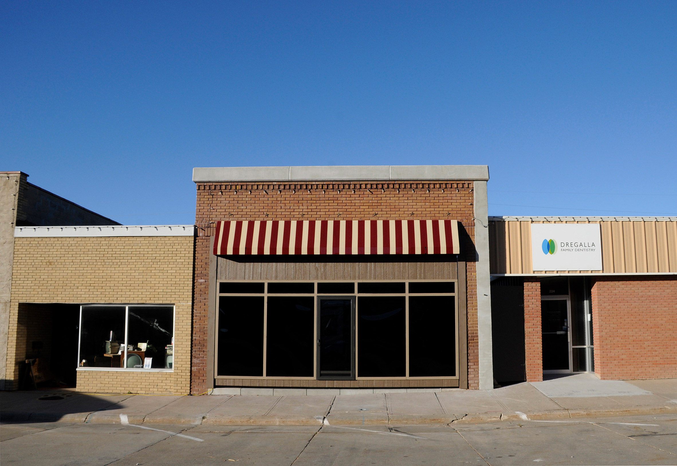 theater，innovate，Scalable，Storefront，