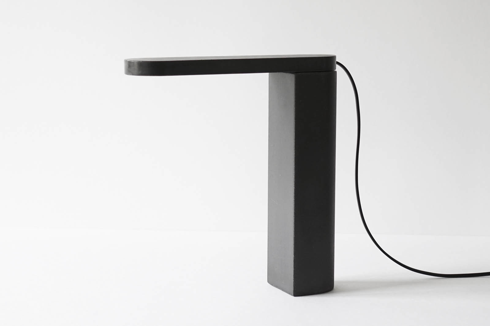 Desk lamp，concrete，combination，household electrical appliances，