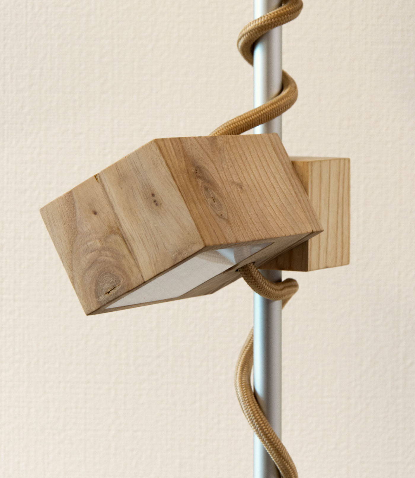 solid wood，Lighting tools，lamps and lanterns，Bambetel，