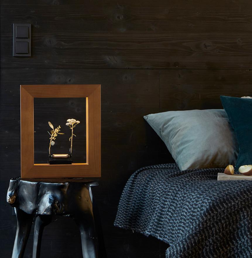 Photo frame，green leaf，music，ornaments，