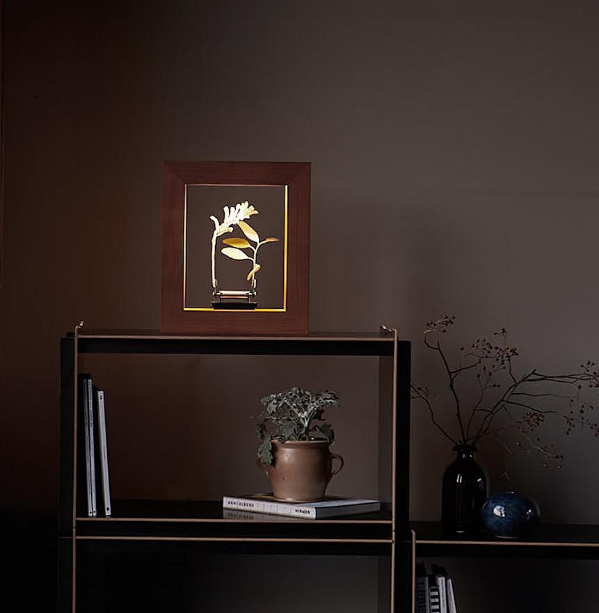 Photo frame，green leaf，music，ornaments，