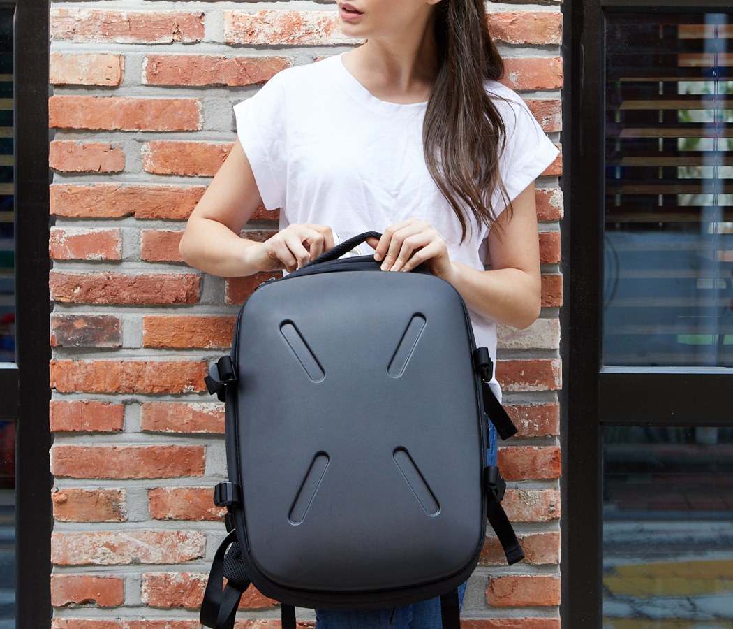 product design，Outdoor Backpack，Backpack，Jerry bag，