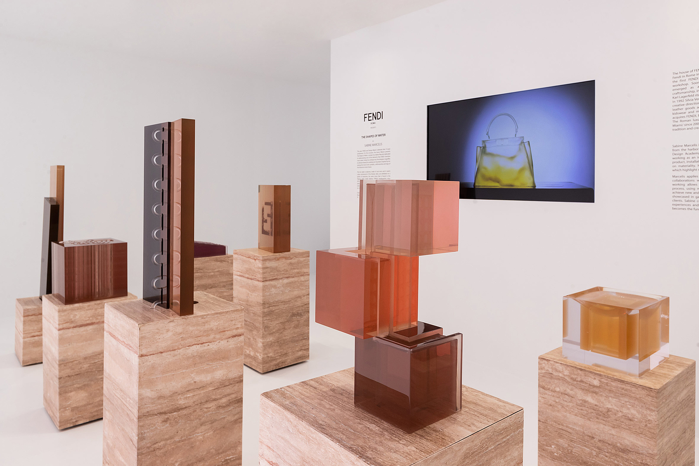Exhibition design，Fashion brand，Fendi，Fendi，