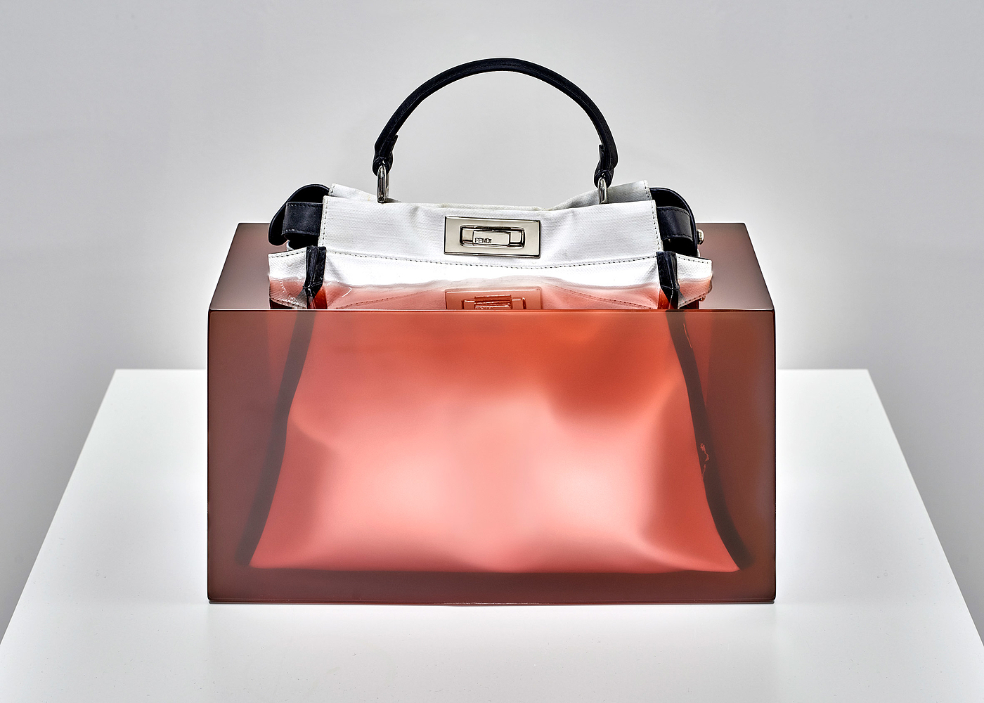 Exhibition design，Fashion brand，Fendi，Fendi，