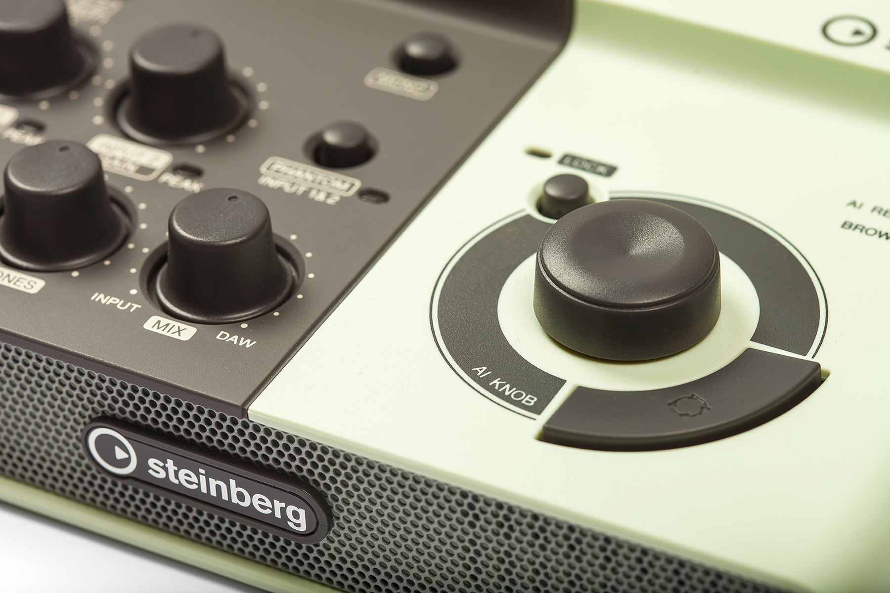 product design，audio interface，portable，