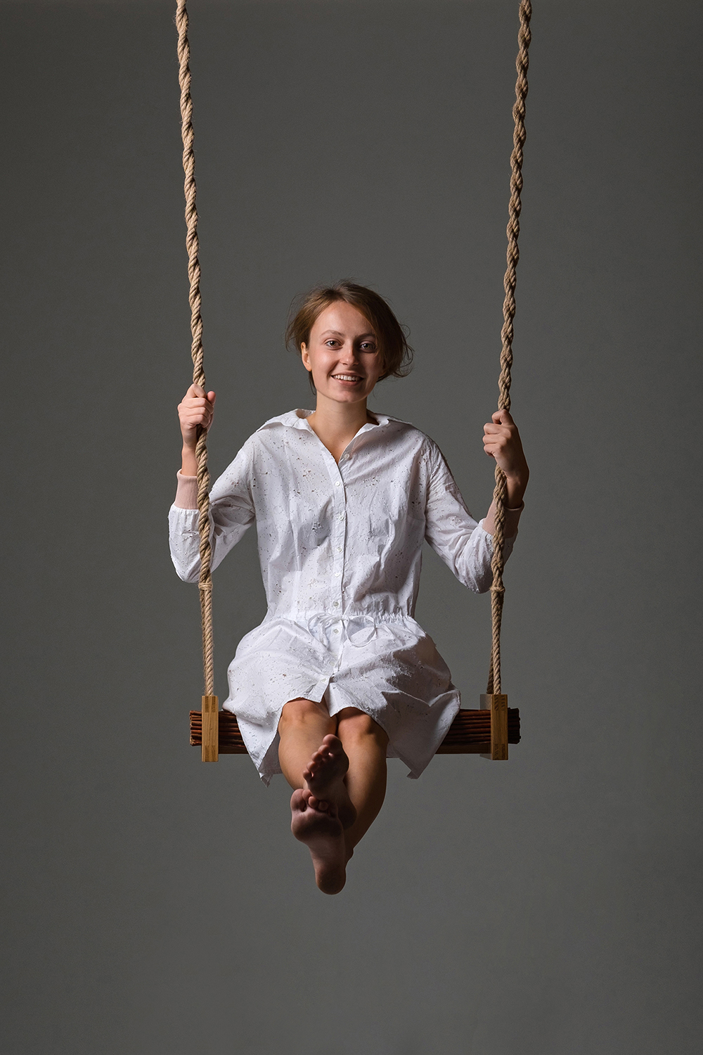 Tomas Vacek，swing，HALUZ，indoor，outdoors，entertainment，