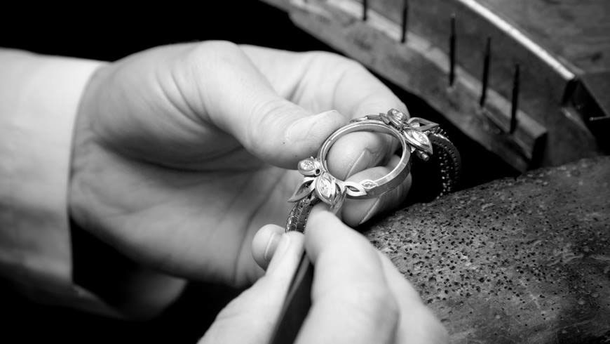 extravagant，Strong sense of decoration，Mechanical sense，product design，