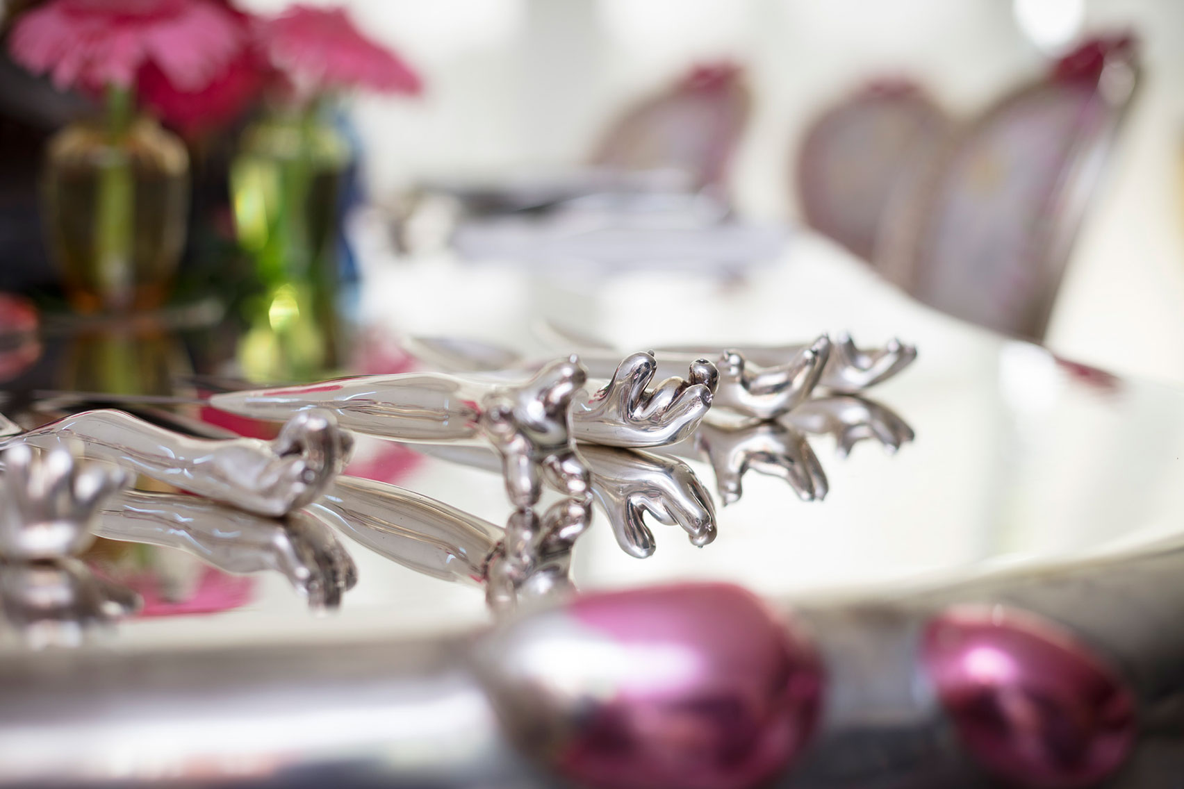 animal，silver，tableware，kitchen，