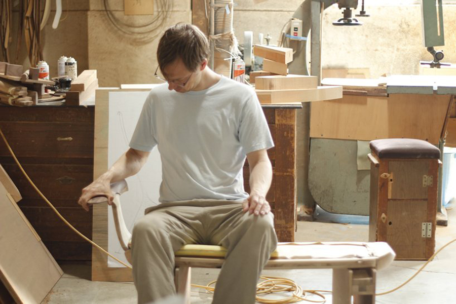 chair，Polished wood，product design，