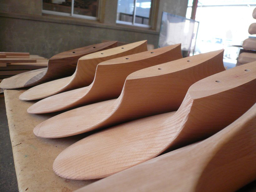 chair，Polished wood，product design，