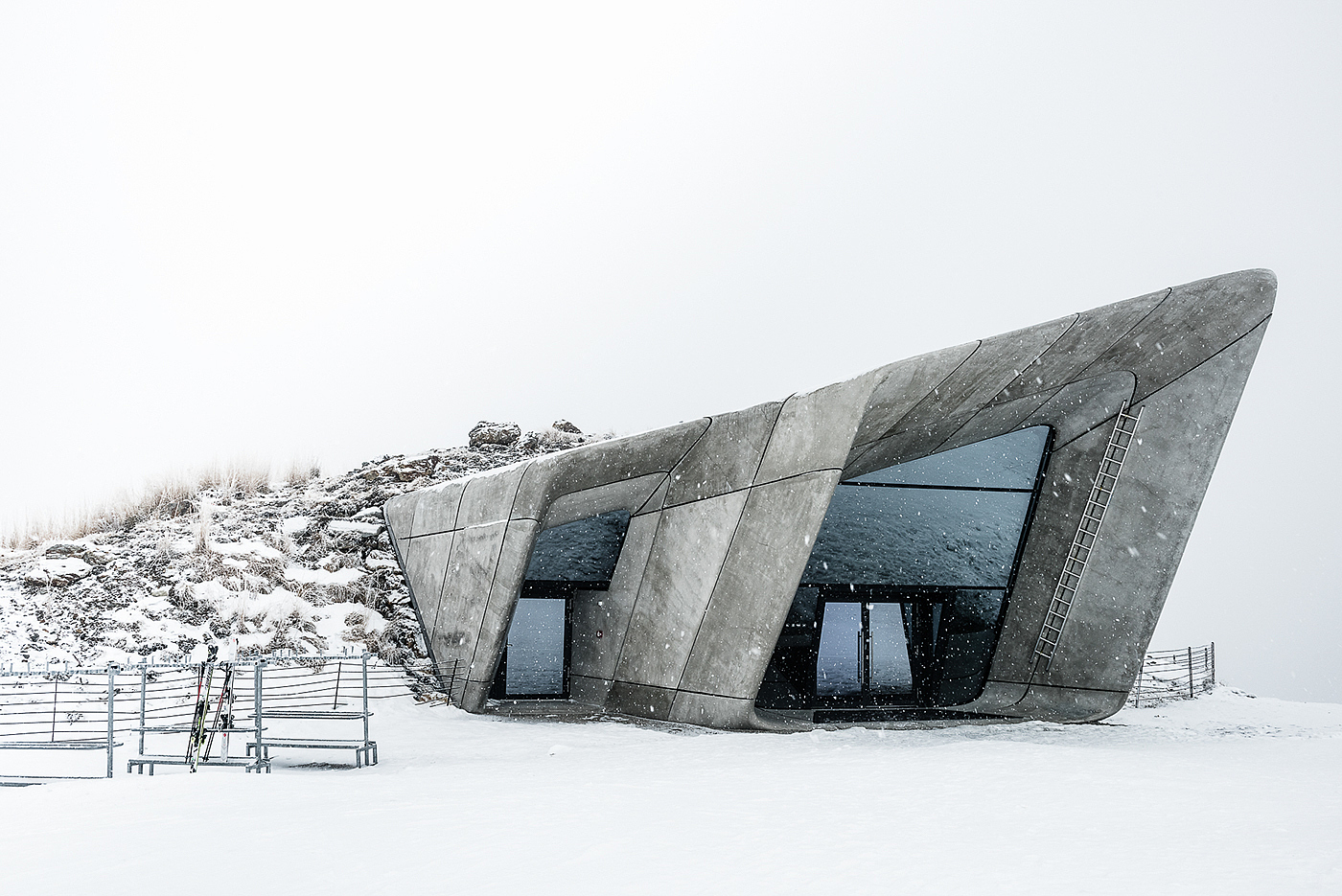 摄影，Kronplatz，Messner Museum，梅斯纳博物馆，博物馆，Tom Blachford，