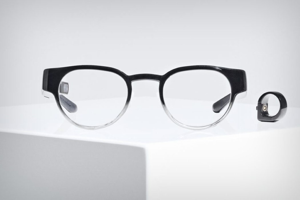 intelligence，vr，glasses，