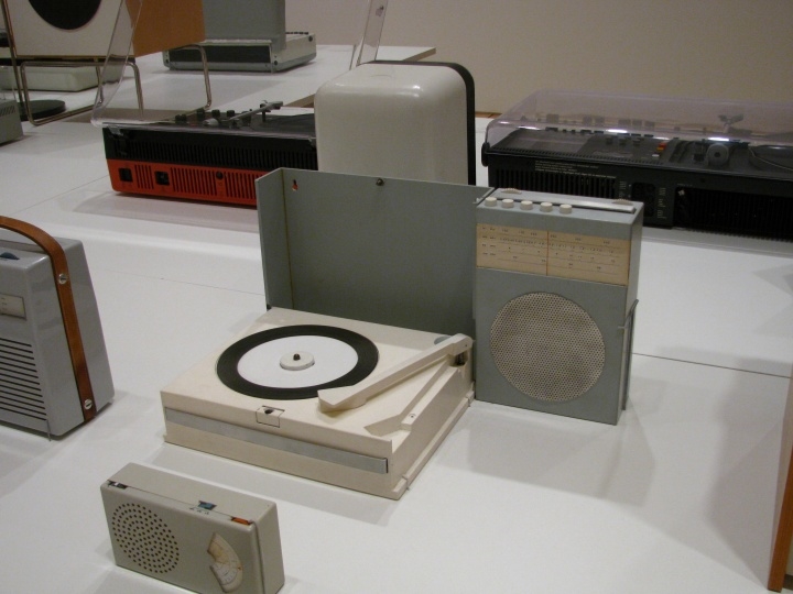 Braun GmbH ，Tweedy Browne ，