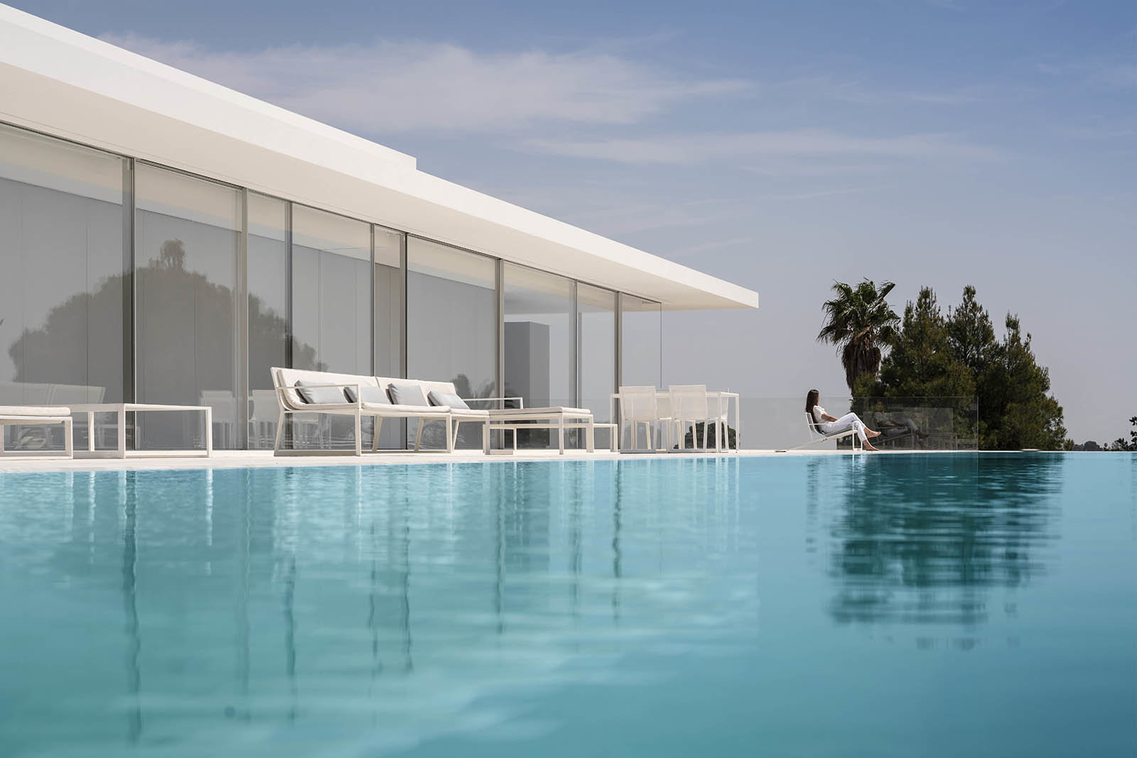 white，Hofmann House，Design，Architecture，