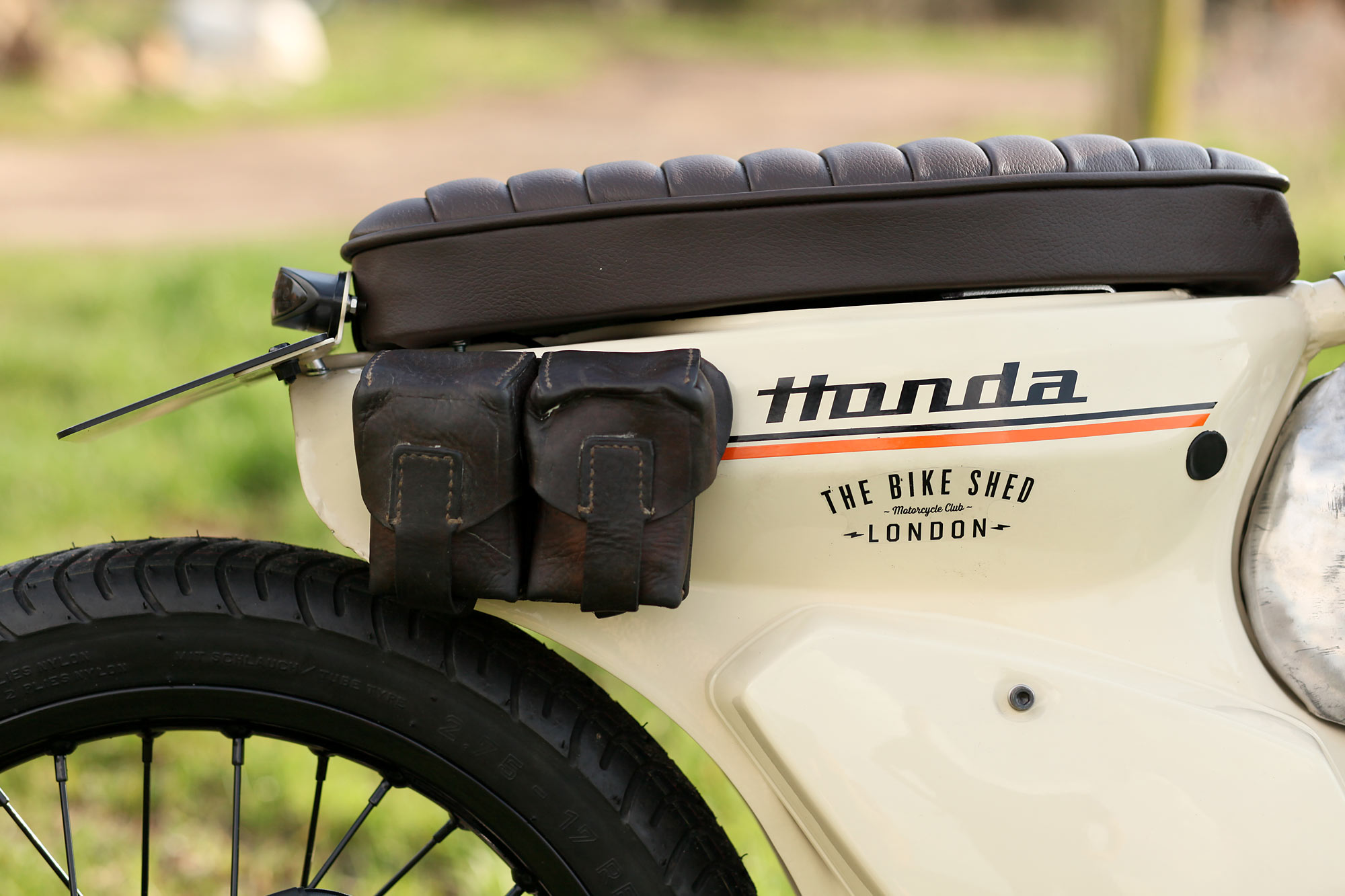 Change car，motorcycle，Honda，C90'Speedcub'，Pip Davidson，