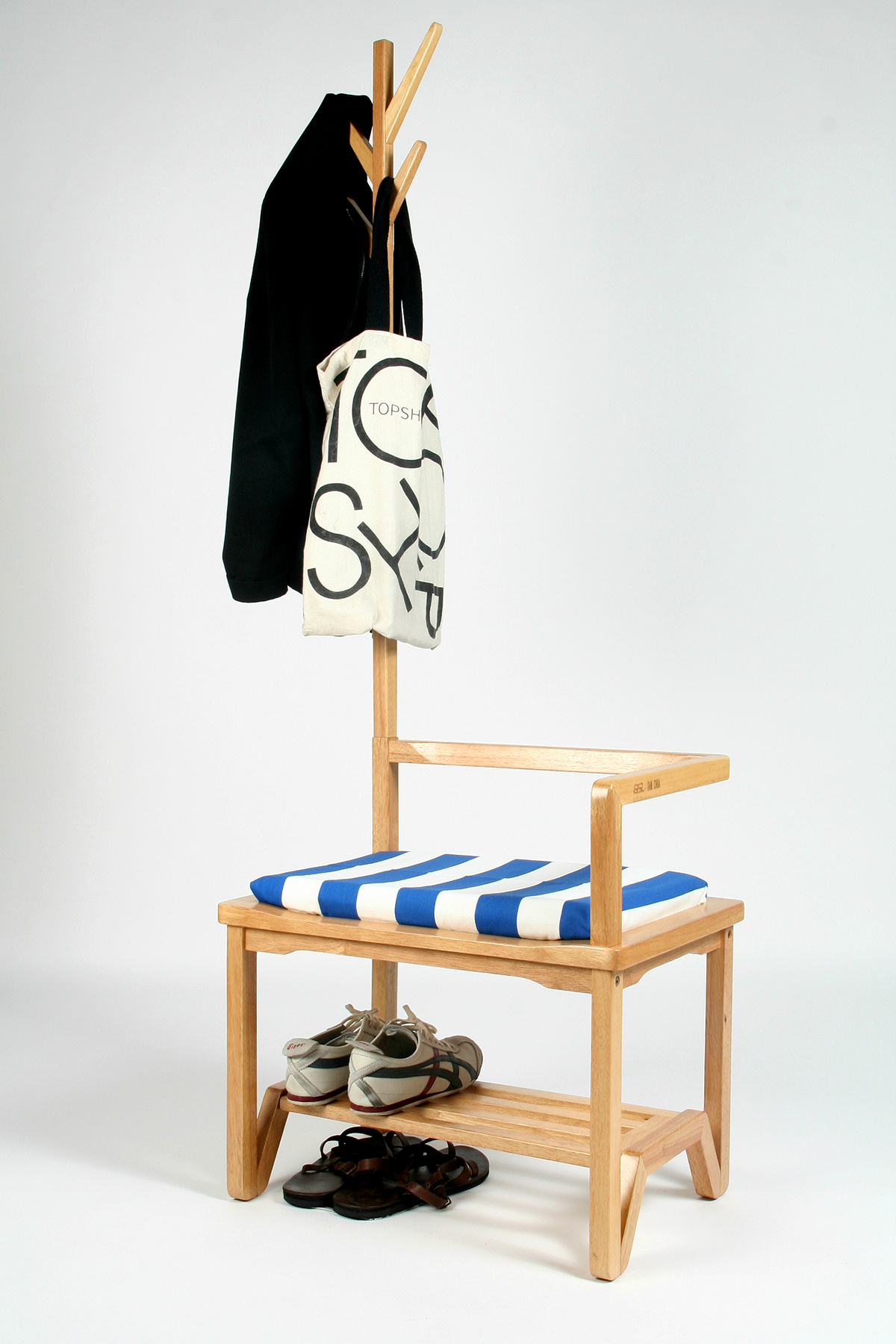 coat hanger，BESCH，wooden ，furniture，Dan Chua，