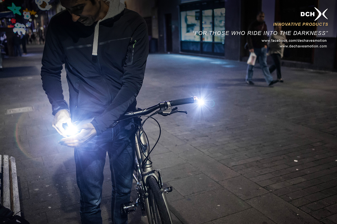 The headlamps，lighting，Bicycle accessories，Bicycle lamp，