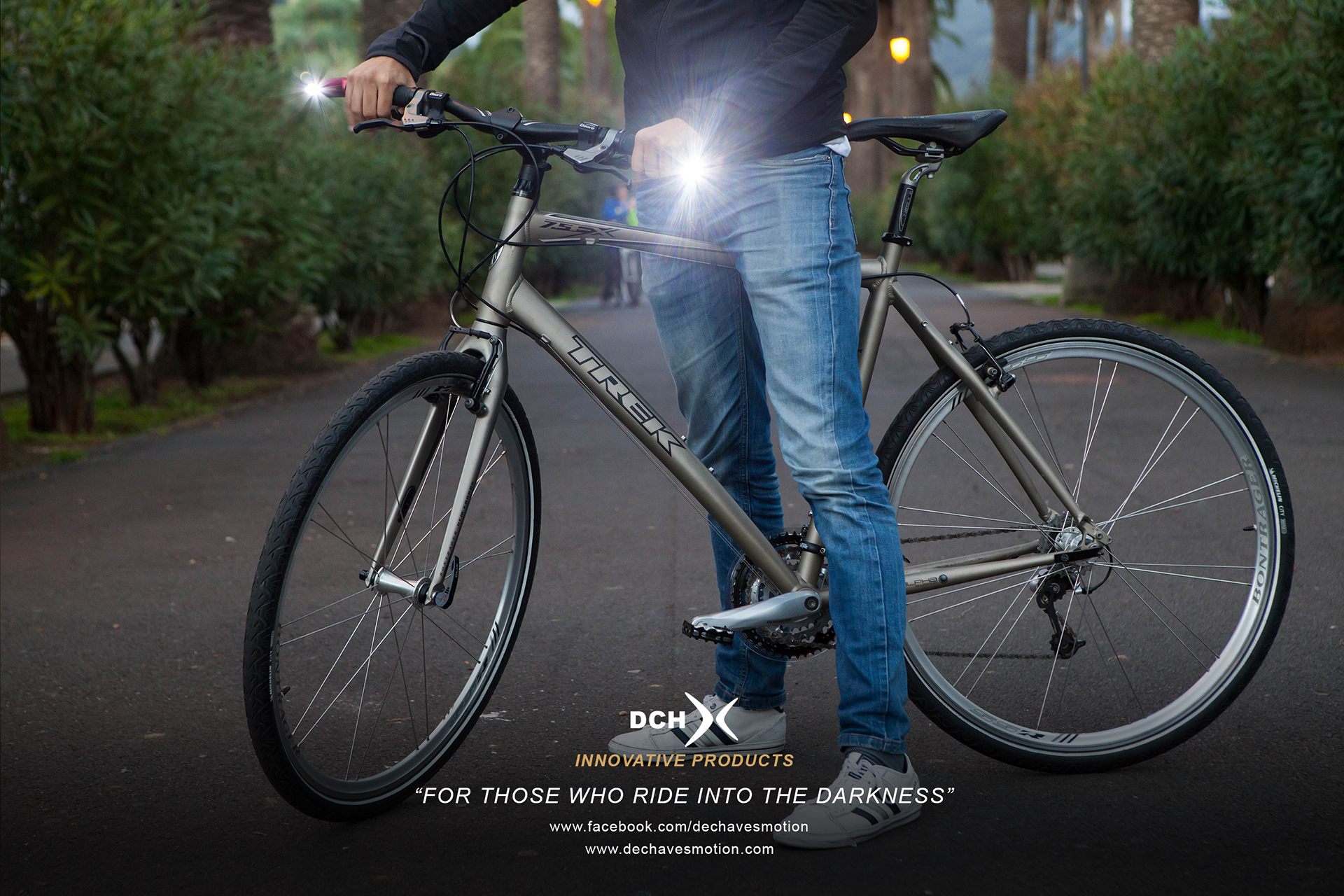 The headlamps，lighting，Bicycle accessories，Bicycle lamp，