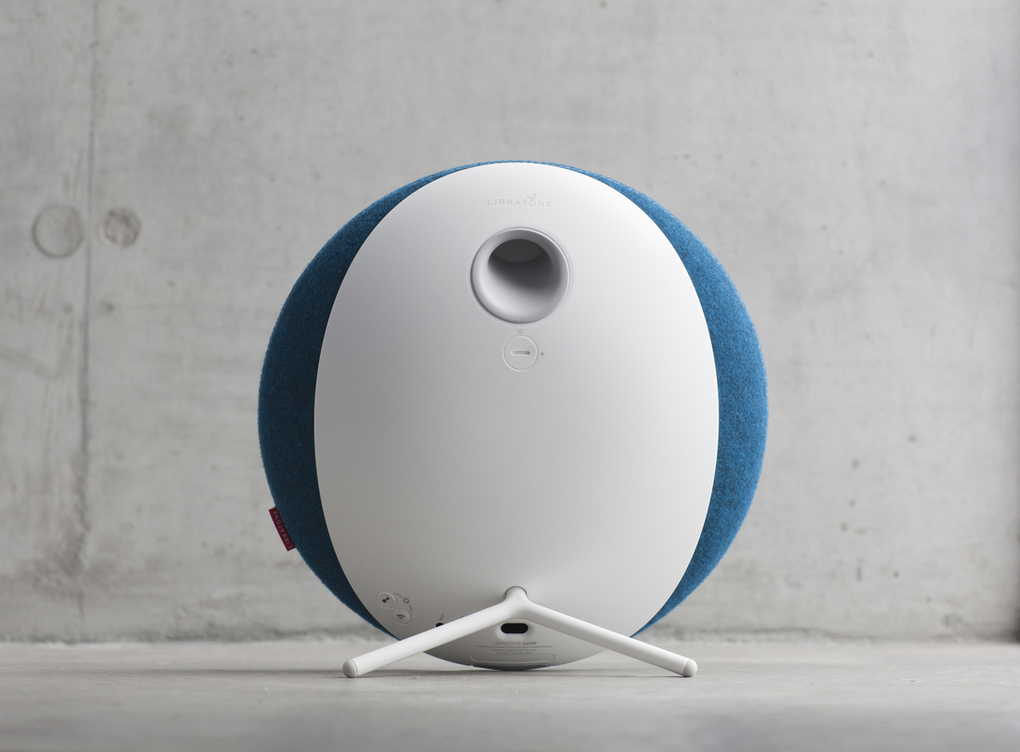 Video entertainment，sound，fashion，Feminization，