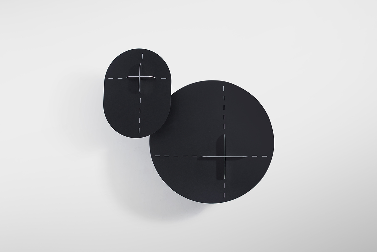 Metal，texture，stable，partition，fashion，