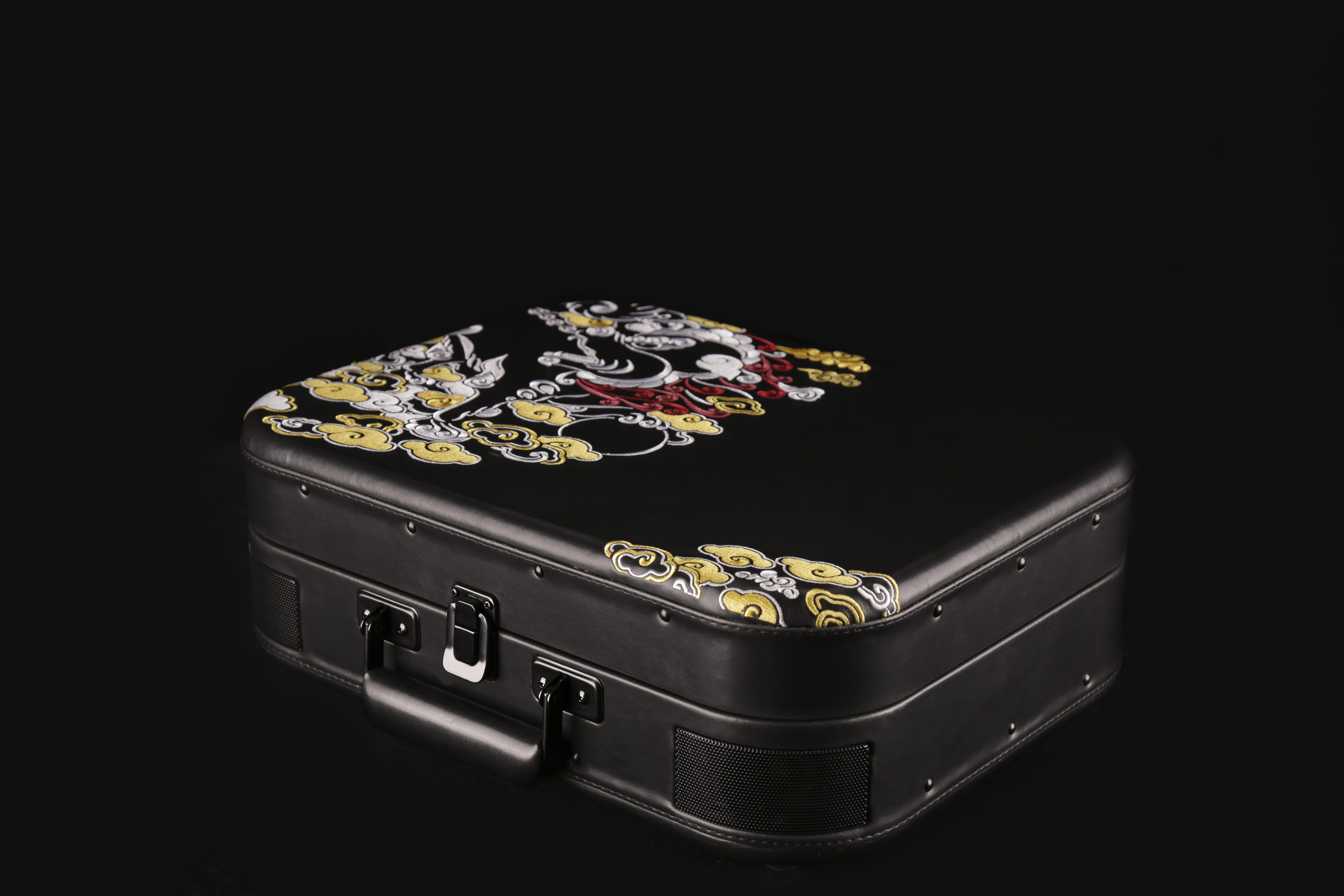 Portable record player，Retro and nationality，phonograph，Vinyl record player，Wu 1900，