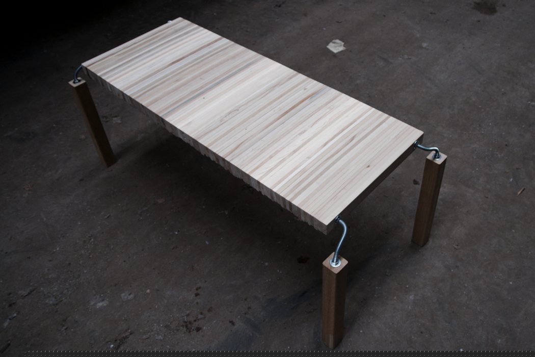Table，industrial design，fashion，COMPLEX，SIMPLY，