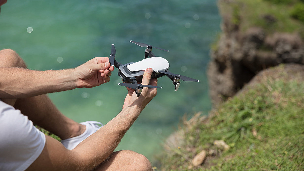 Mavic Air，UAV，Digital，industrial design，