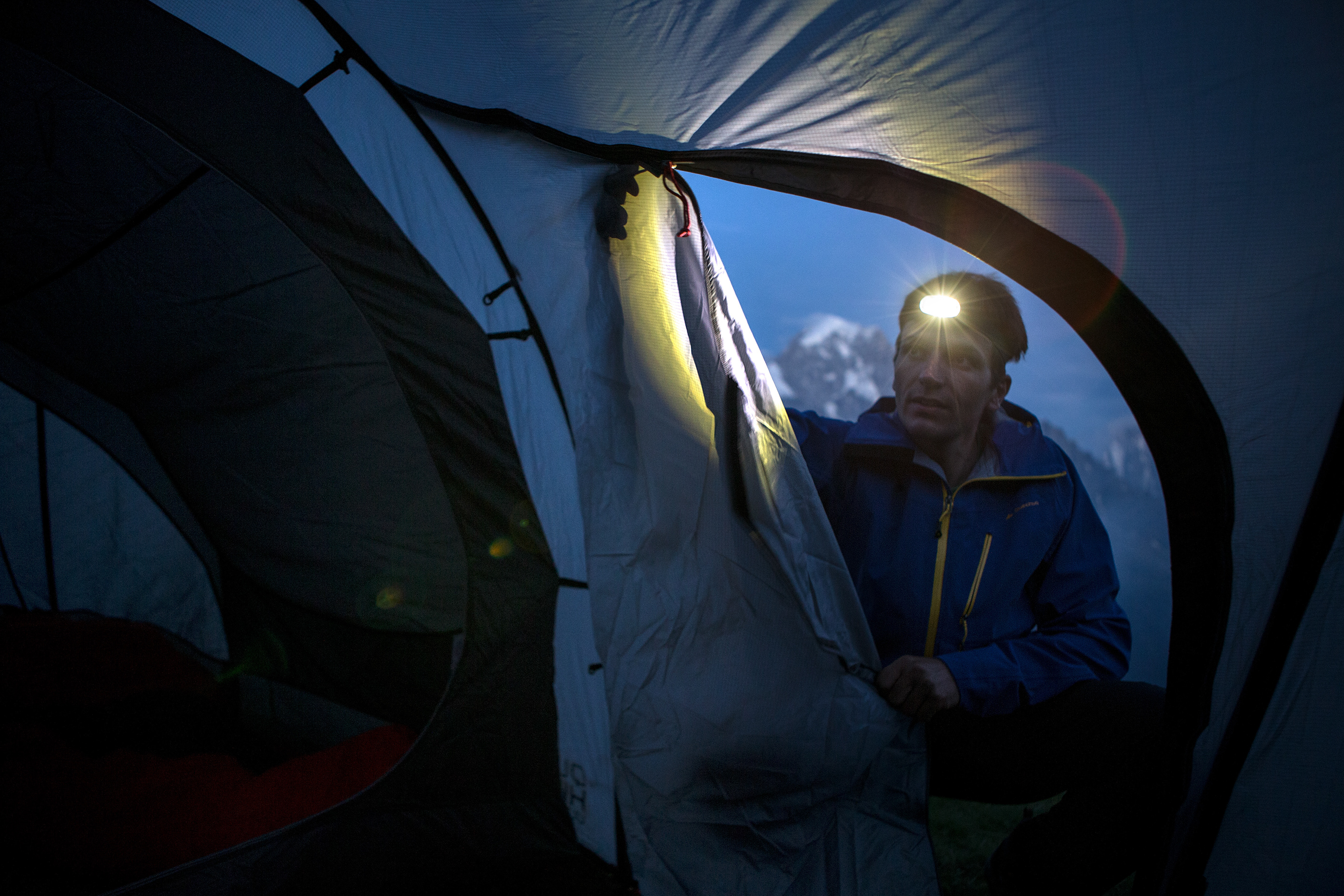 outdoors，searchlight，ONNIGHT，