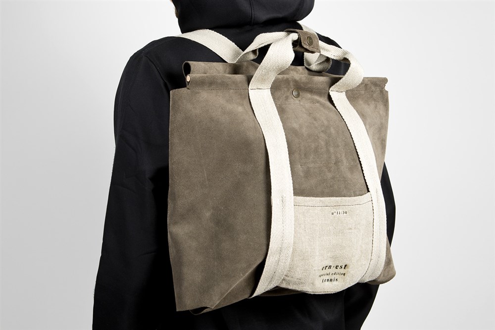 motion，Sports bag，knapsack，outdoors，Receive，bag，