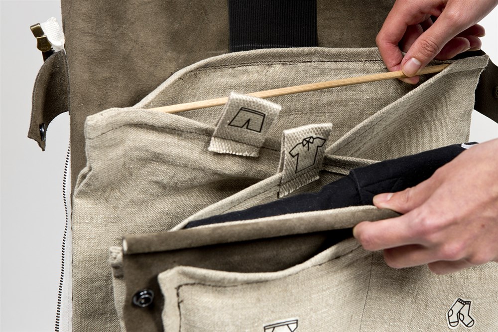 motion，Sports bag，knapsack，outdoors，Receive，bag，