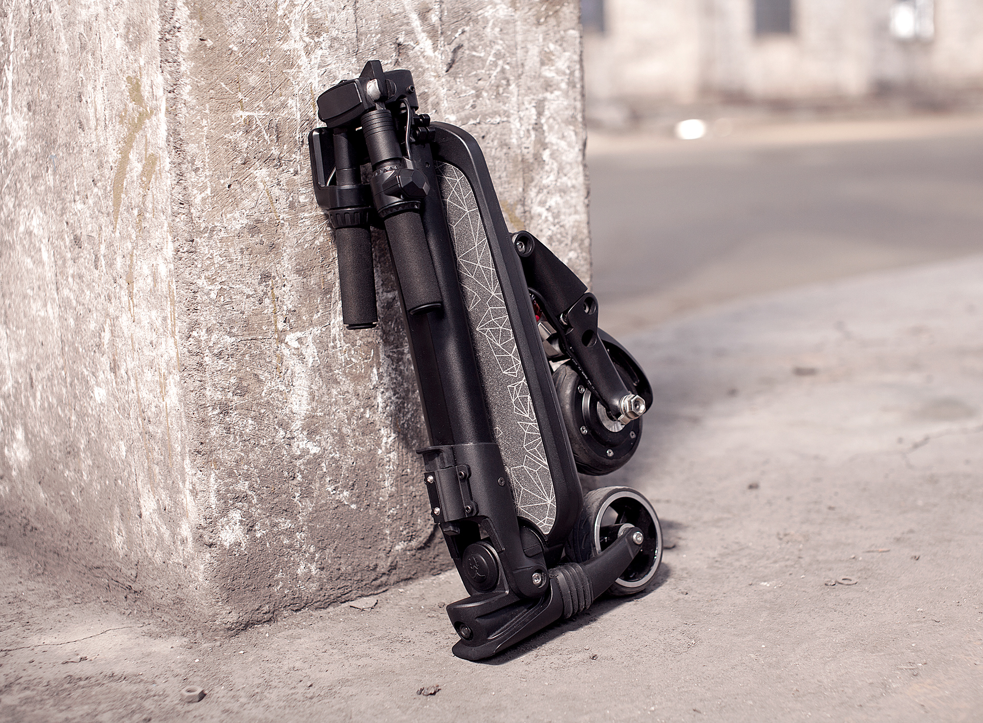 Electric scooter，Metal，vehicle，