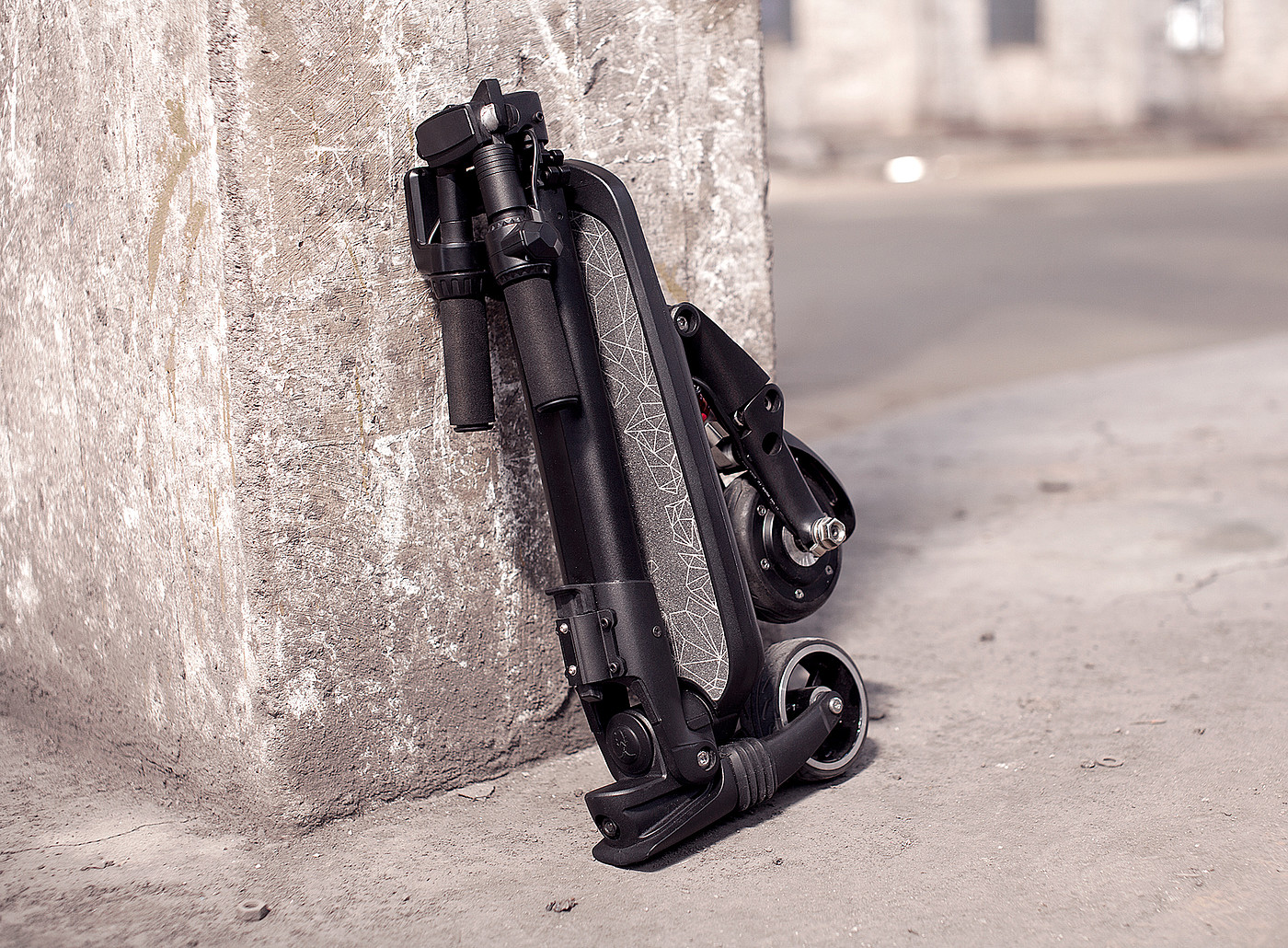 Electric scooter，Metal，vehicle，