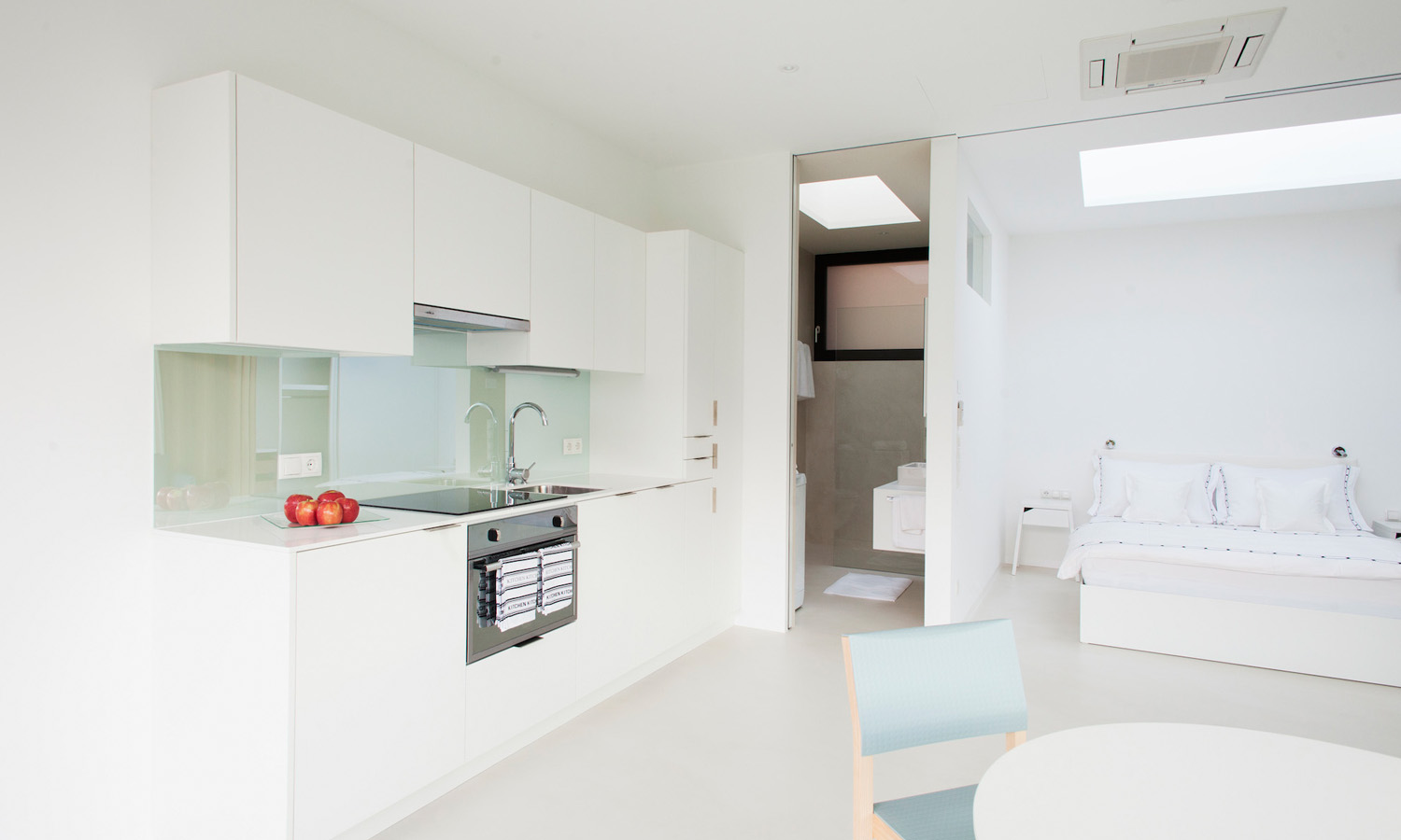 white，on vacation，Peter Pichler，Borchano，Mirror Houses，