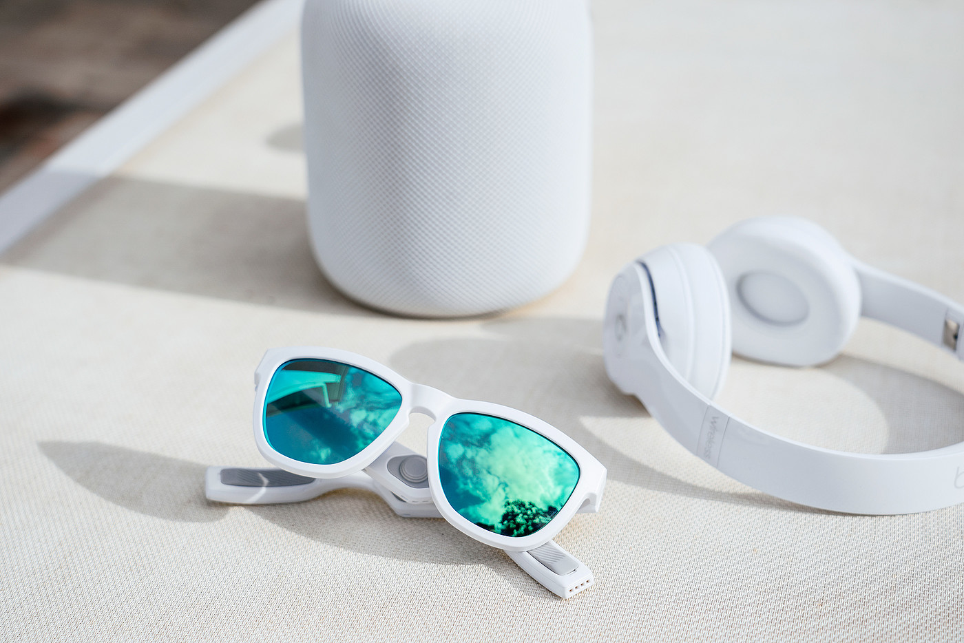 Zunlge V2，Bone conduction，Bluetooth headset，Sunglasses，